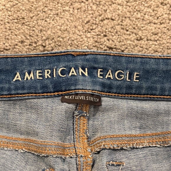 American Eagle Outfitters Women’s Denim Jeans. Size 4 Short. - Picture 2 of 7
